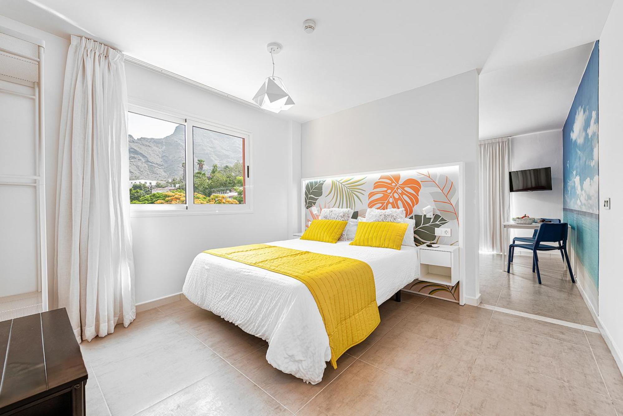 Sol Mogan Suites - Adults Only Пуерто де Мохан Екстериор снимка