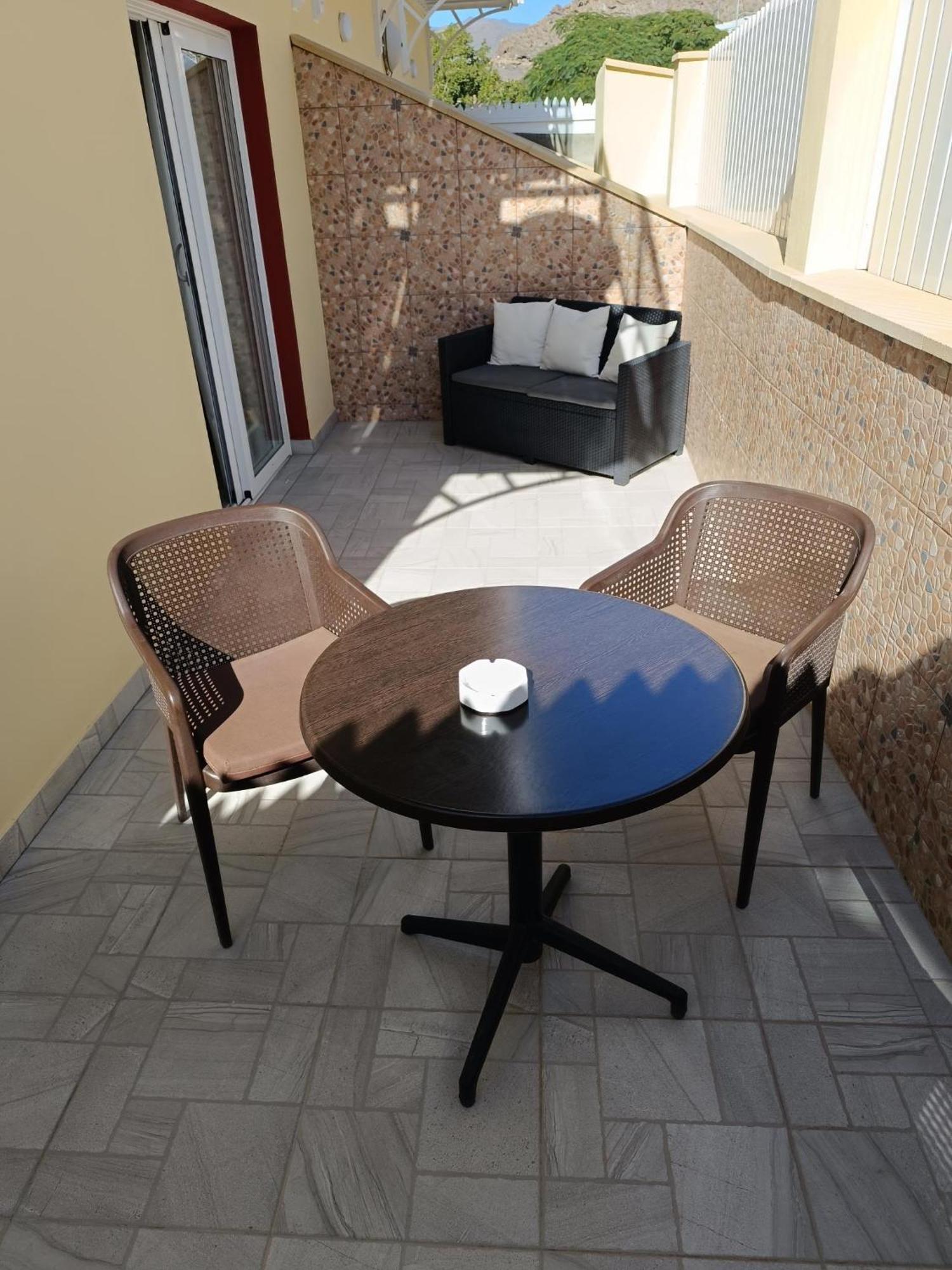 Sol Mogan Suites - Adults Only Пуерто де Мохан Екстериор снимка